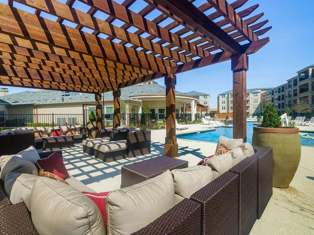 Pool side grill area2 at Retreat at Wylie, Wylie, TX