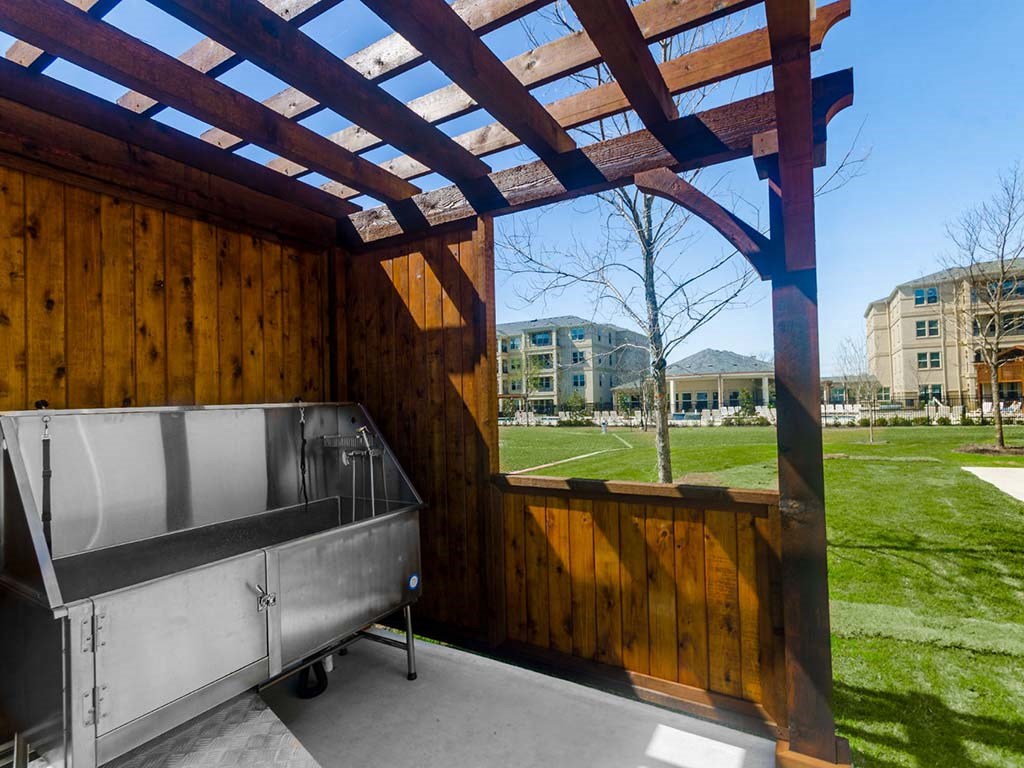 Dog bath at Retreat ats Wylie, Texas, 75098