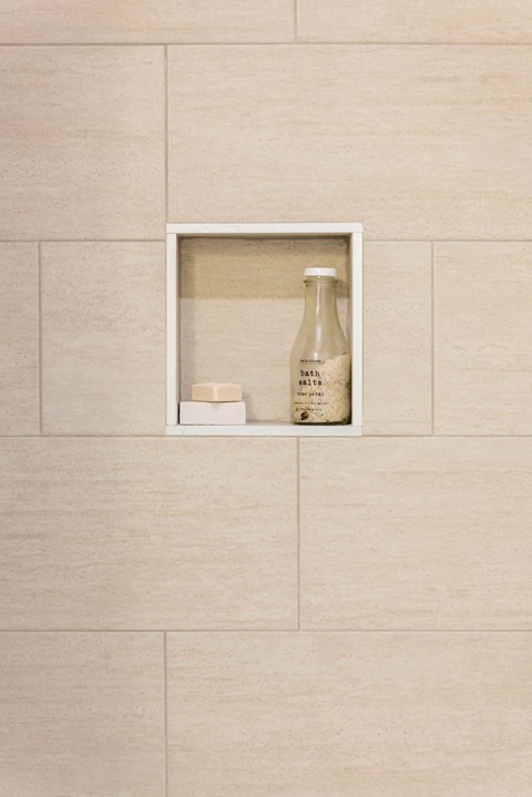 tiled tub surrounds at Tinsley on the Park apartments