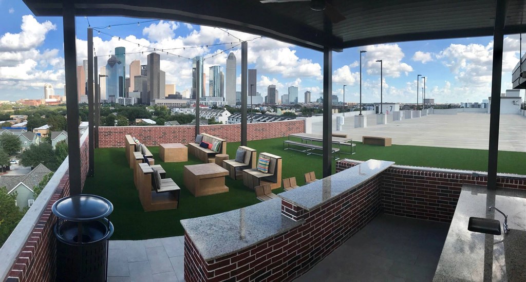 rooftop lounge at Tinsley on the Park apartments