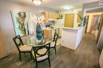 Kitchen with breakfast bar at Sterling Park apartments