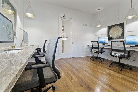 Office room at Reveal 54, Texas