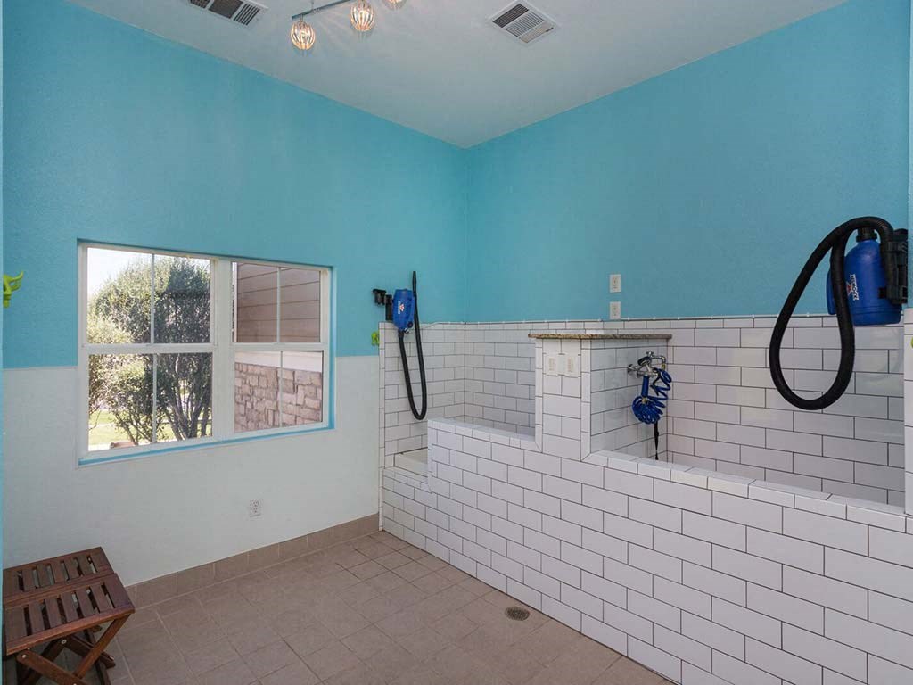 Dog wash station at Dakota Ridge Apartments, Littleton, CO