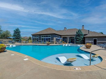 Swimming Pool Swimming Pool at Dakota Ridge Apartments, Littleton, Colorado - Photo Gallery 3