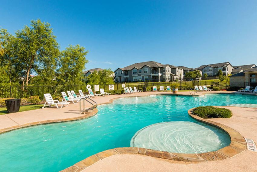 Park At Briggs Ranch Apartments, 5525 Mansions Bluffs, San Antonio, TX