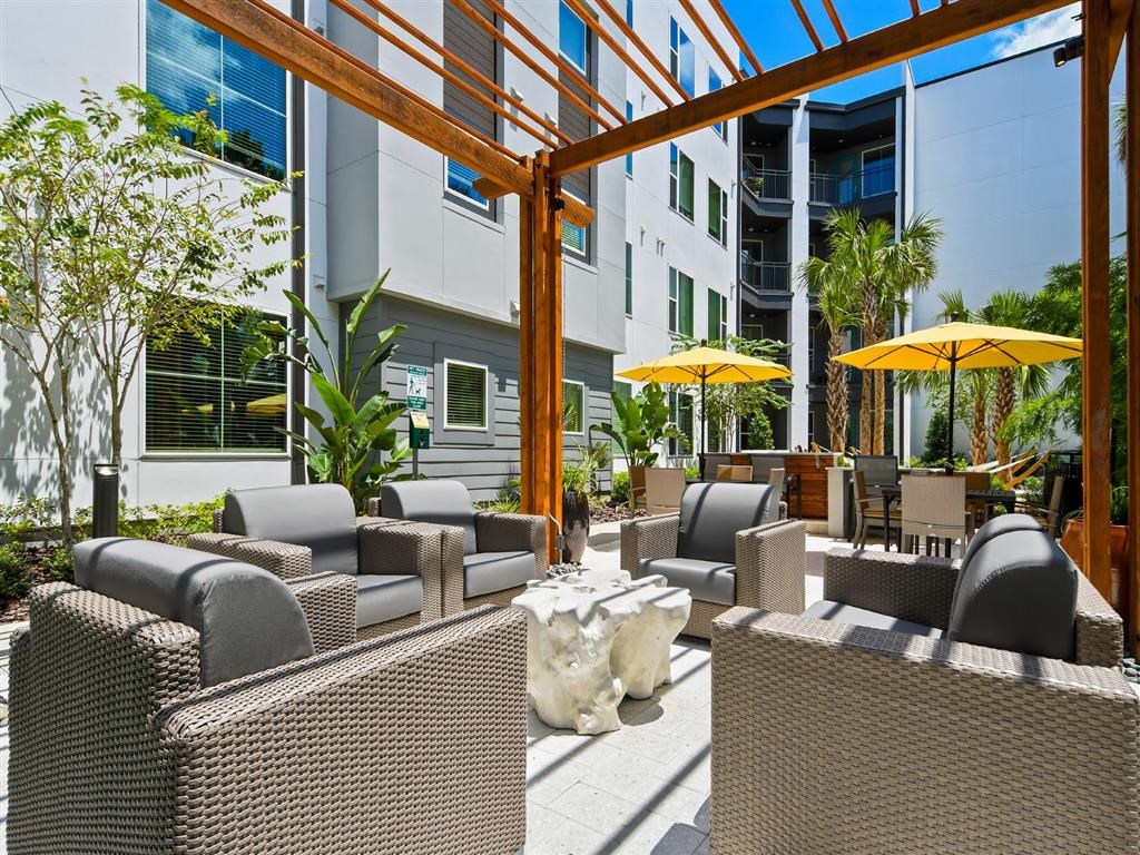 Outdoor Lounge at Berkshire Winter Park, Winter Park, 32789