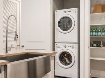 laundry closet at Tinsley on the Park apartments