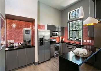 community resident kitchen at Retreat Westminster Center apartments