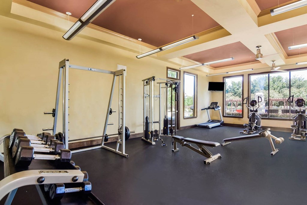 Palm Valley apartments fitness center