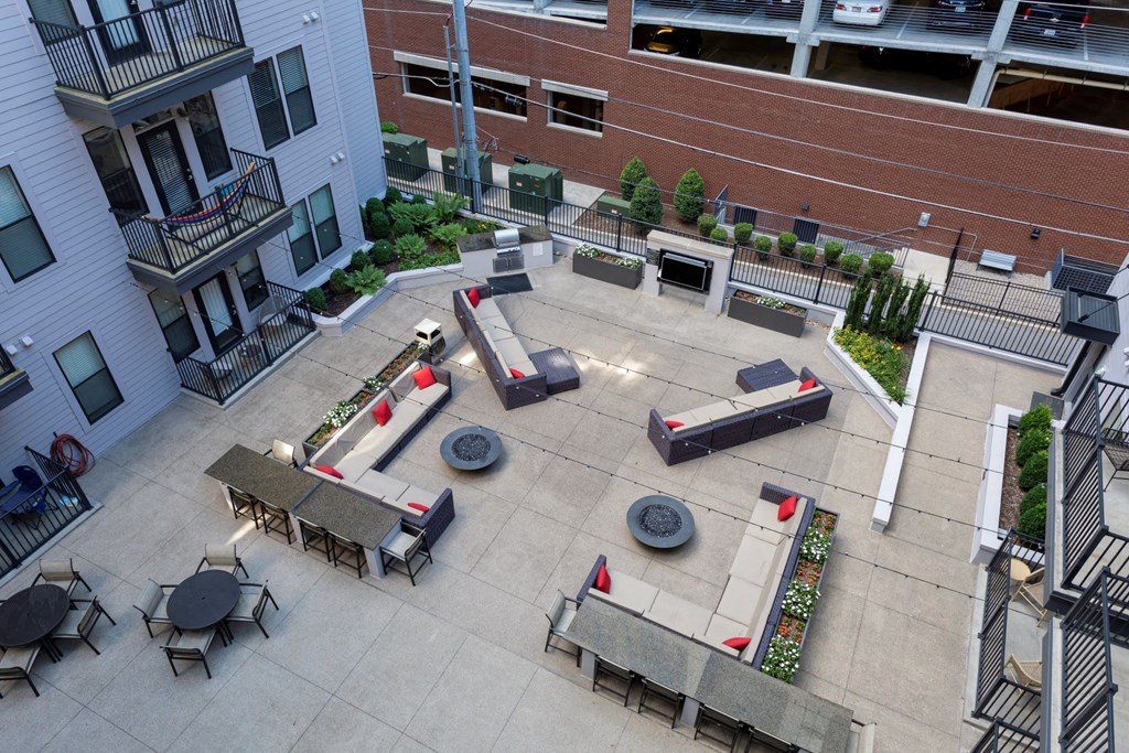 Aerial View Of Courtyard Area at Artisan on 18th, Tennessee