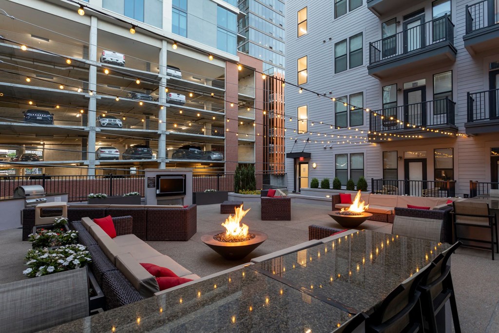 courtyard with fireside lounging at Artisan on 18th, Nashville, 37203