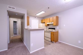 4800 Lake Forest Blvd 1-2 Beds Apartment for Rent - Photo Gallery 3