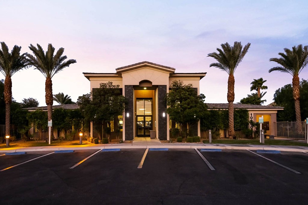 South Blvd luxury apartments Las Vegas