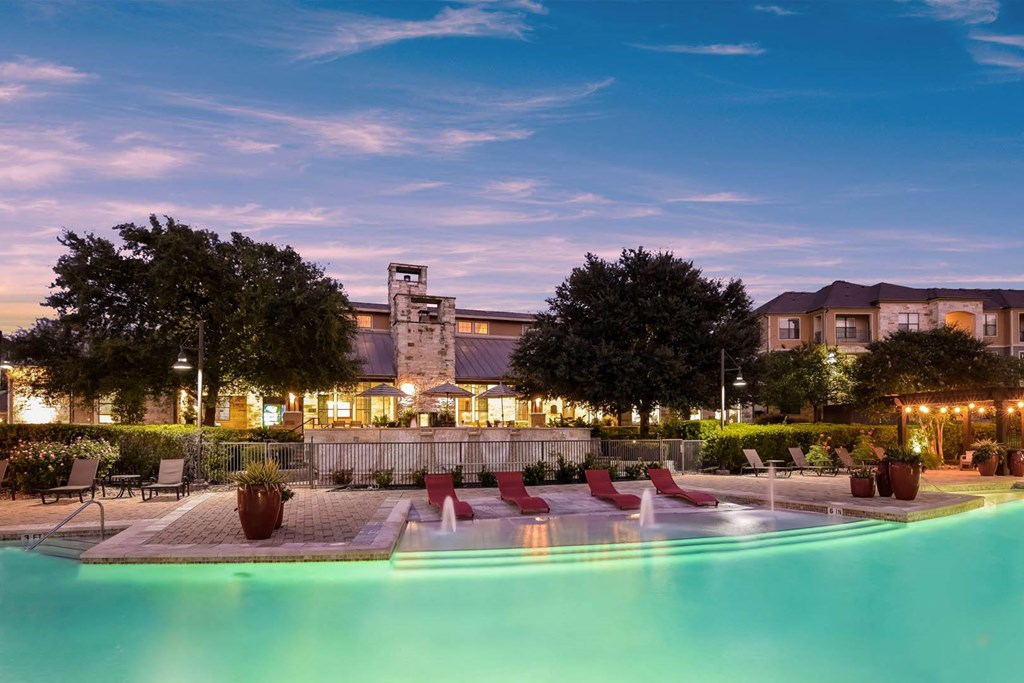 Terrastone Travesia apartments swimming pool