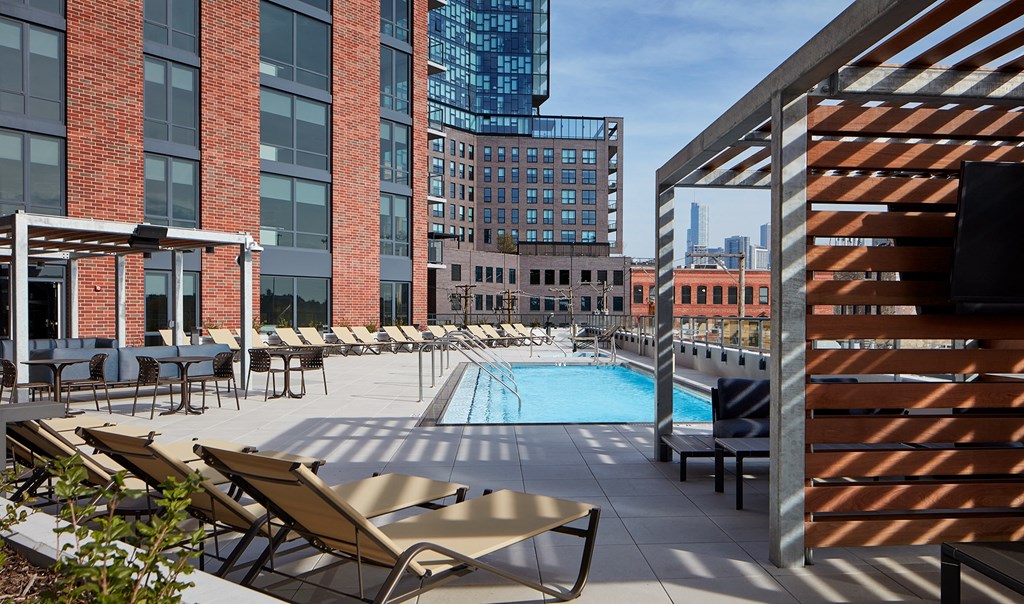 Westerly Luxury River West Apartments - Pool Deck