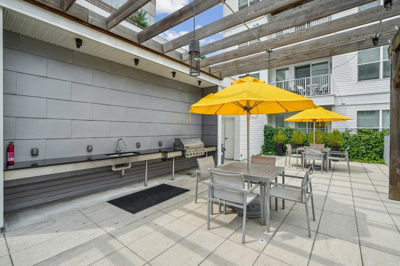 75 Tresser Blvd Apartments