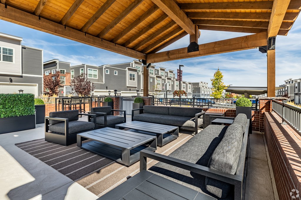 Brownstones At Palisade Park