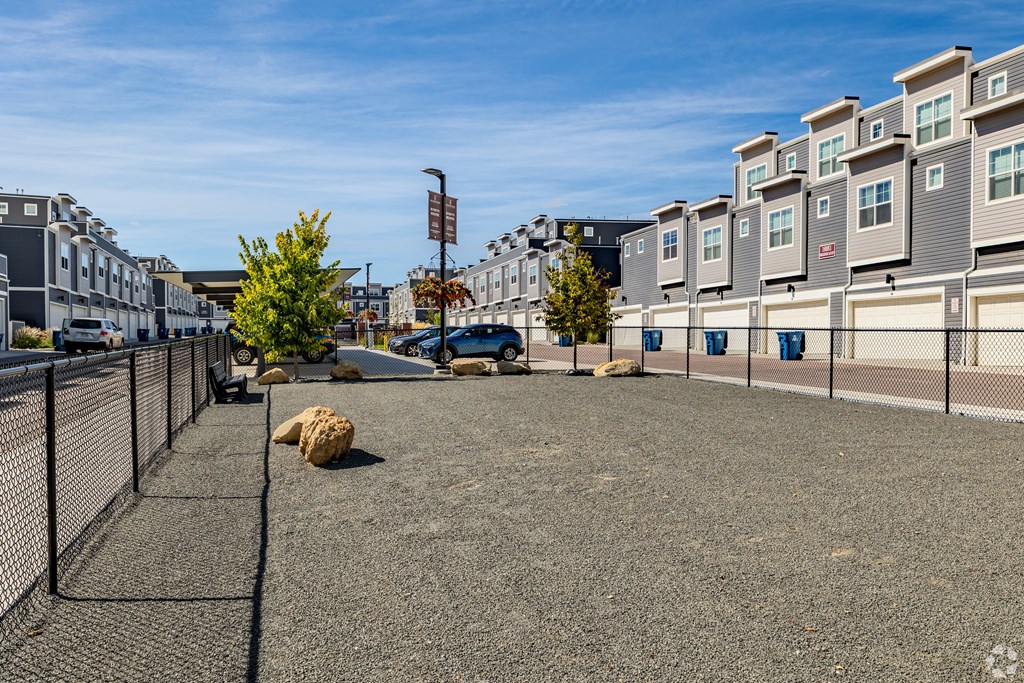 Brownstones At Palisade Park
