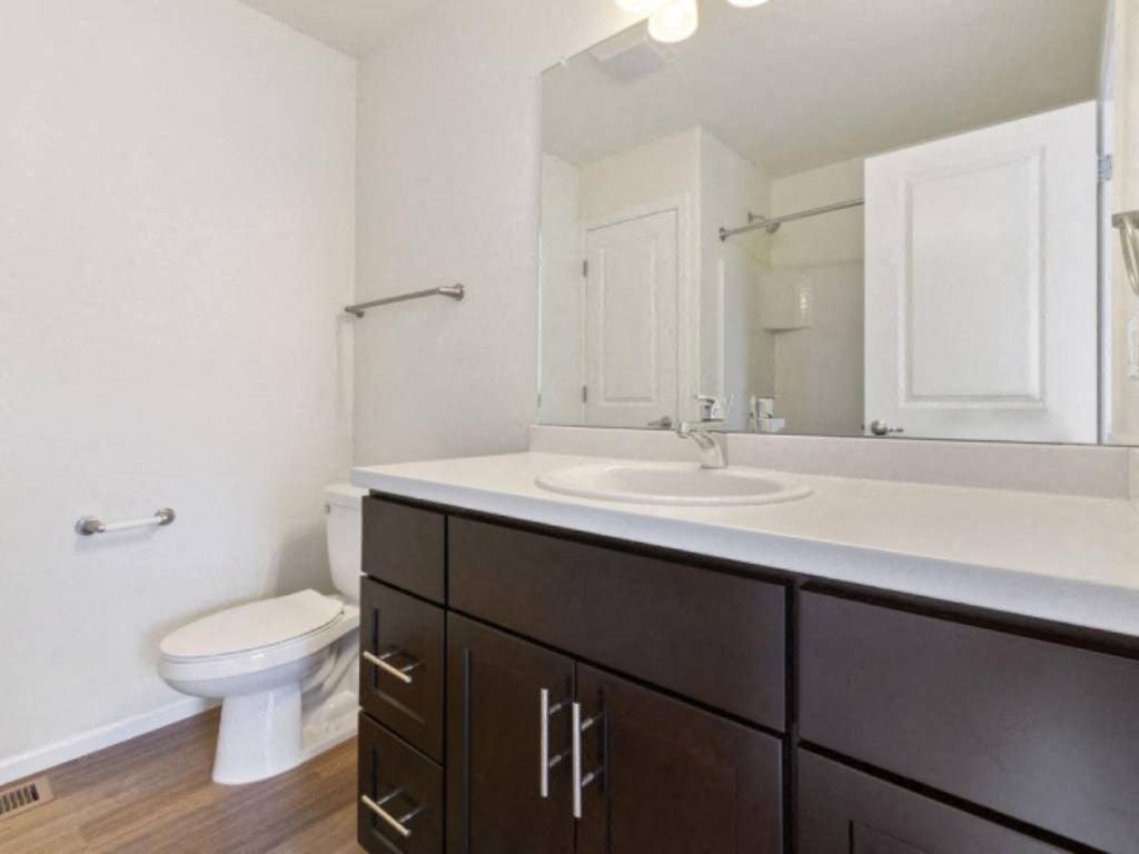 Modern Bathroom Fittings at Belle Creek Commons, Colorado