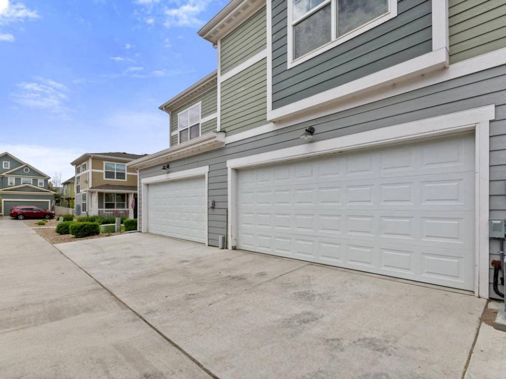 Garages Available at Belle Creek Commons, Henderson, CO