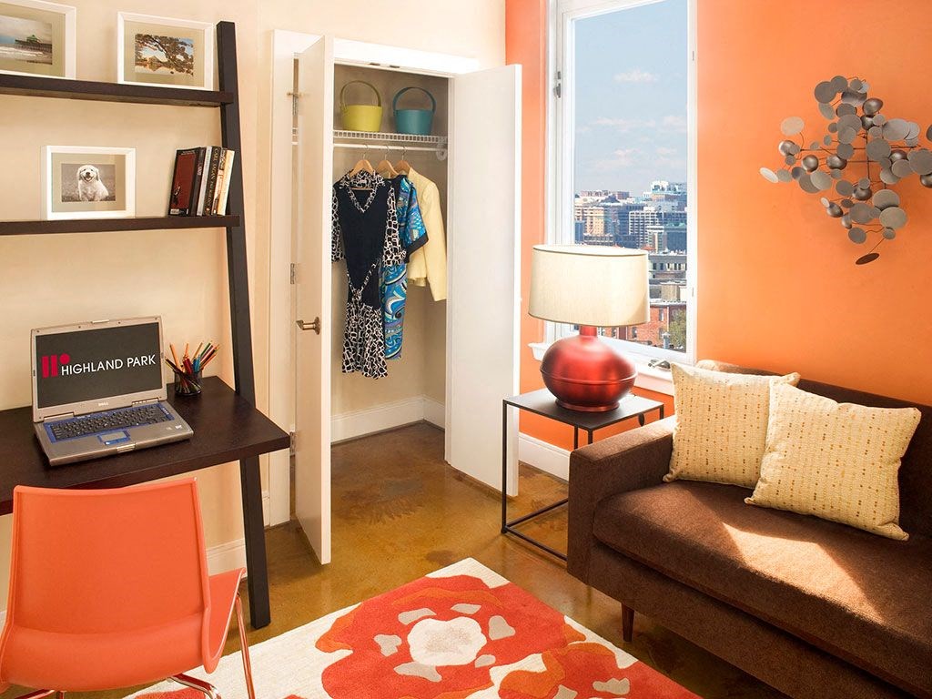 Study Room at Highland Park at Columbia Heights Metro, Washington