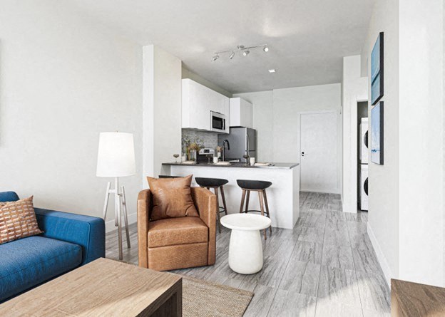 Avery Dania Pointe East