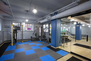 Fitness Center, elliptical, treadmill, weights - Photo Gallery 3