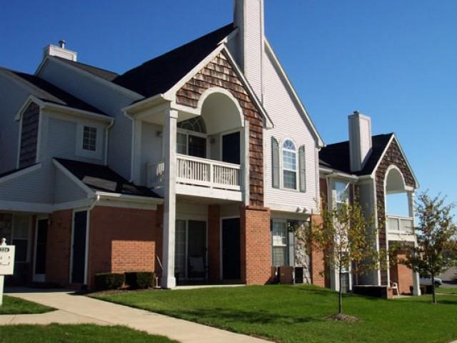 at Brookwood Farms Apartments, South Lyon, Michigan