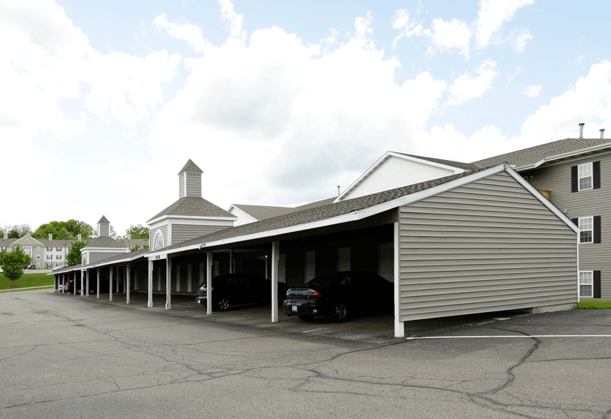 at Hunter's Ridge, Kalamazoo, Michigan