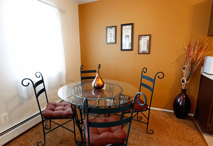 at Golf Manor Apartments, Michigan,48066