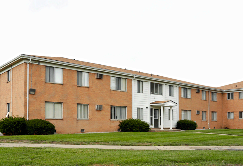 Warren Manor Apartments, 21516 Dequindre, Warren, MI RentCafe