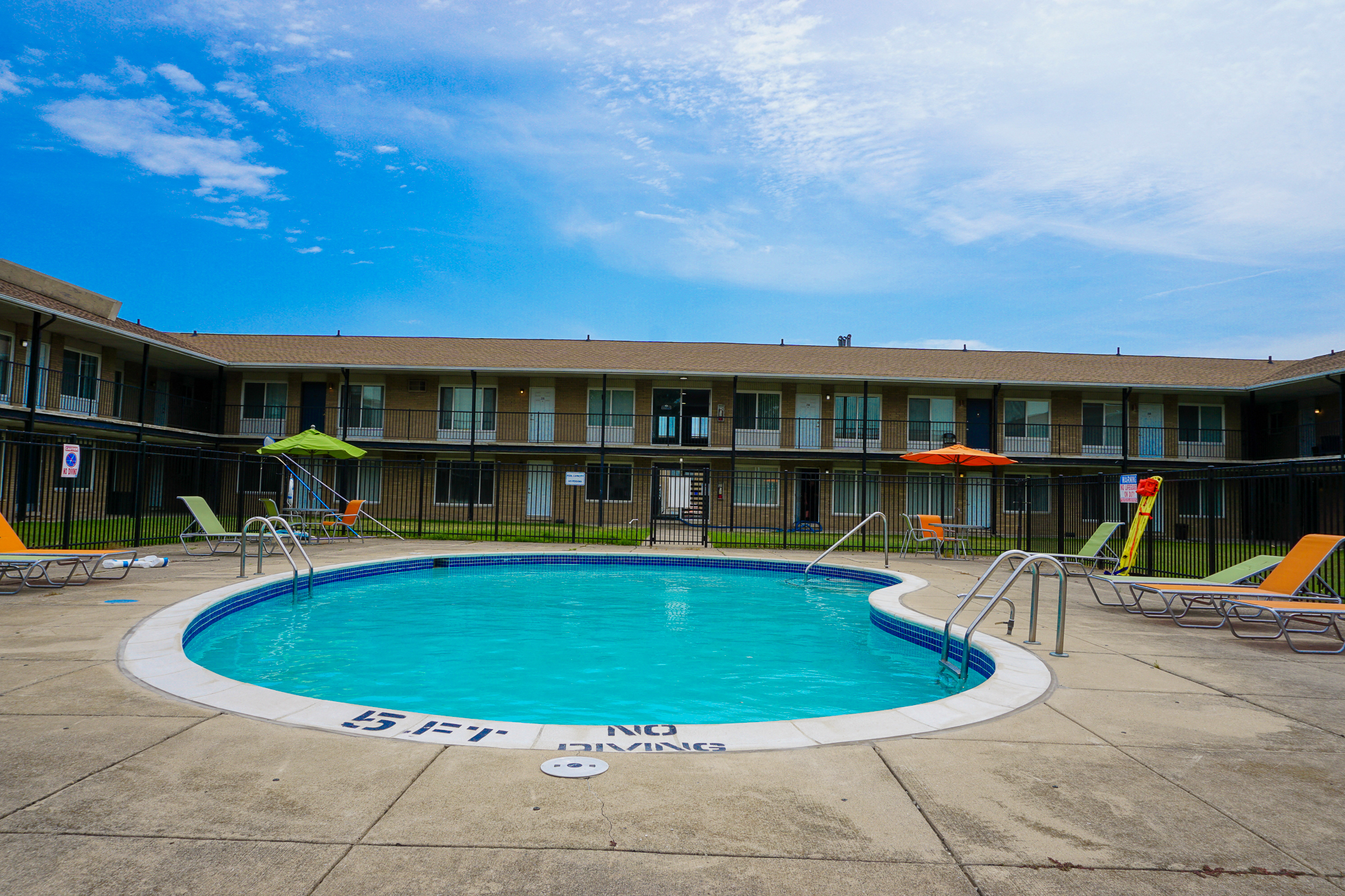 Huntington Club Apartments, 28801 Imperial Dr, Warren, MI - RentCafe