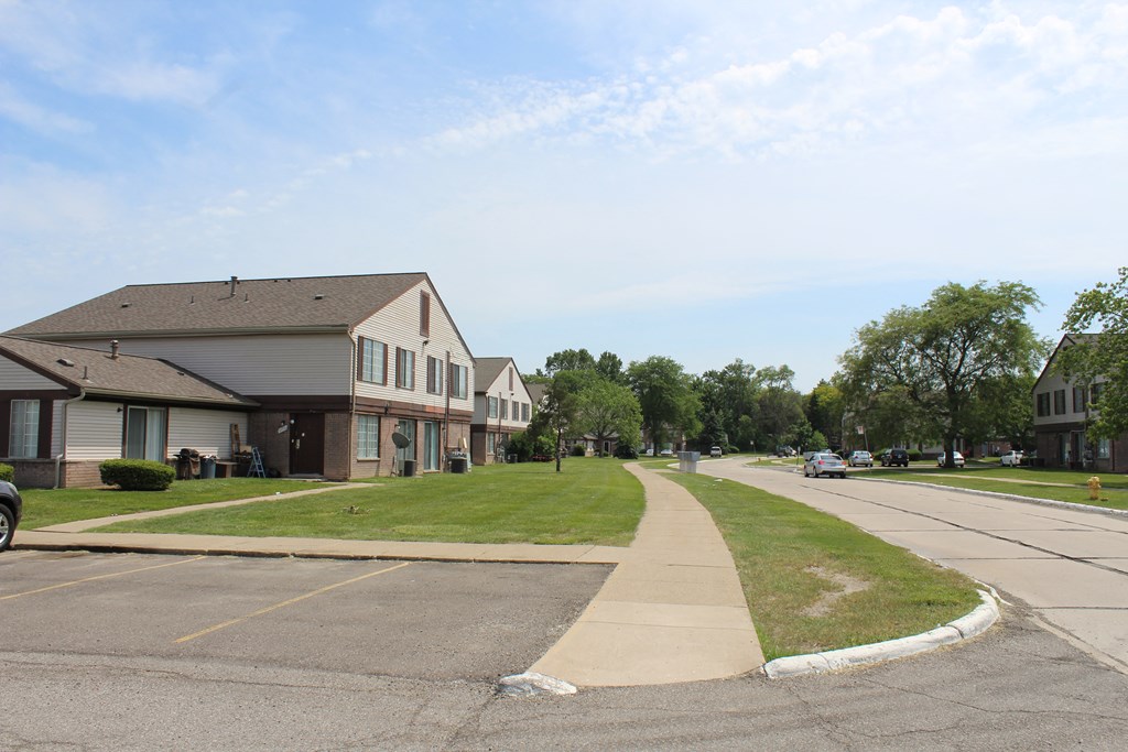 Neighborhood, sidewalks