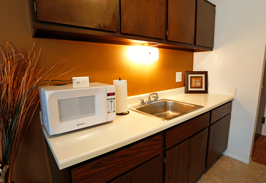 at Golf Manor Apartments, Michigan