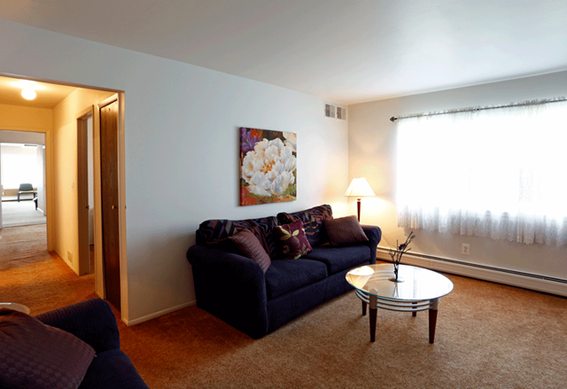 Golf Manor Apartments