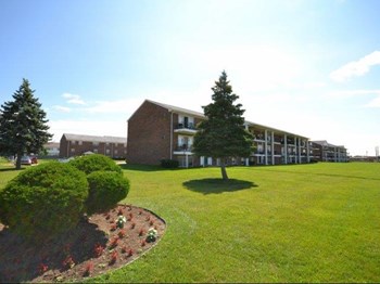 at Georgetown Apartments, Michigan - Photo Gallery 2
