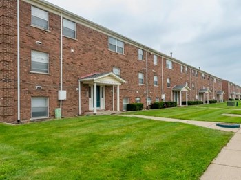 at Georgetown Apartments, Chesterfield, MI,48051 - Photo Gallery 4