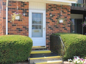 at Carriage House Apartments, Flint, 48503 - Photo Gallery 5