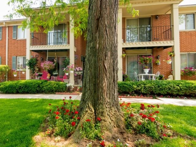 at Riverstone, Southfield