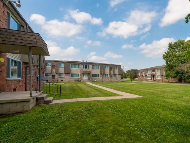 at Midtown Square Apartments, Wayne, 48184