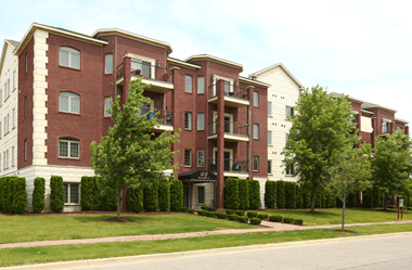 1255 Main Gate Drive 2-3 Beds Apartment for Rent - Photo Gallery 1