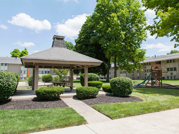 at Stone Lodge, Columbus, OH, 43232 - Photo Gallery 2