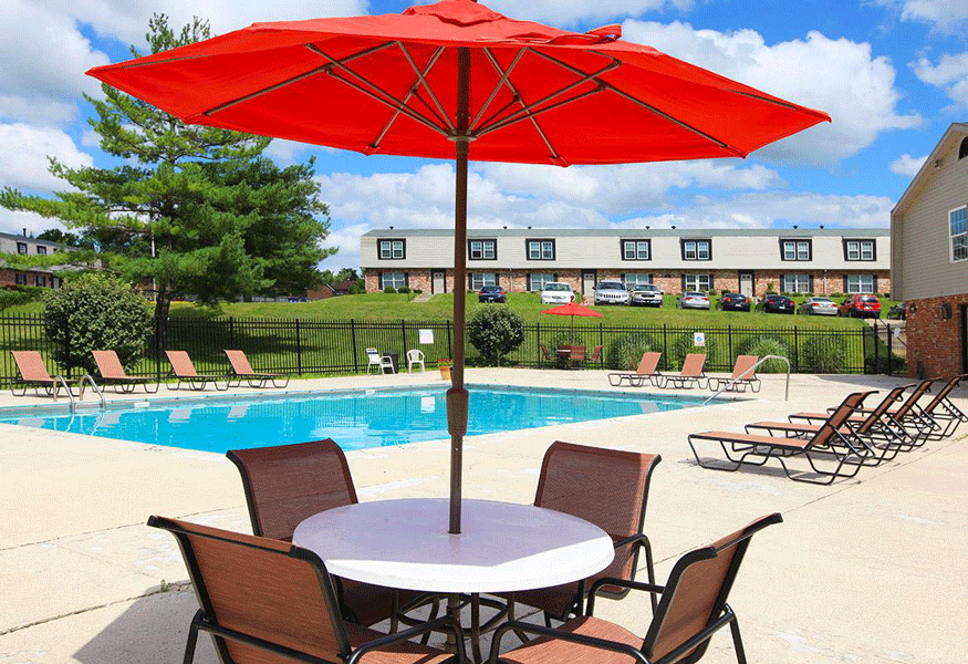 at Red Coach Village, Springfield, OH, 45503