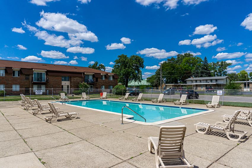 Warren Woods Apartments, 4385 Frazho, Warren, MI RentCafe