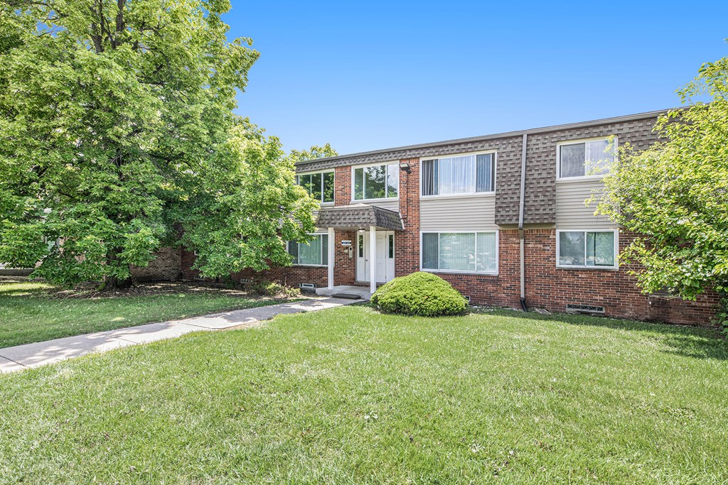 Apartment Building Midtown Square