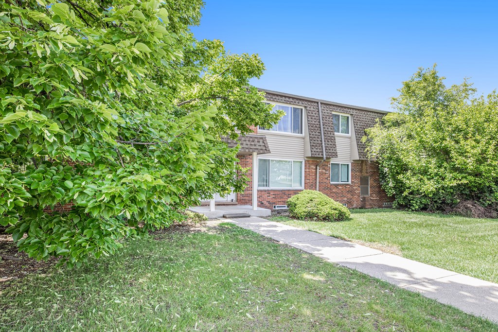 Apartment Building Midtown Square