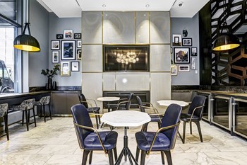 BLVD 475 - Lobby BLVD 475 - Lobby - Photo Gallery 3