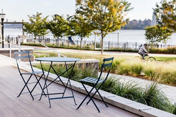 900 Avenue at Port Imperial Studio-2 Beds Apartment for Rent - Photo Gallery 16