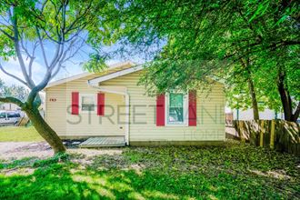 783 Lock 3 Beds Apartment for Rent