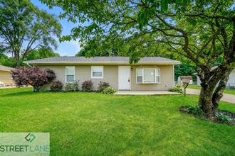 860 Hillridge 3 Beds Apartment for Rent